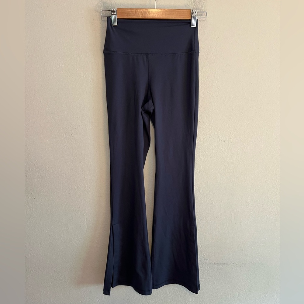 3/$20 Yogalicious Blue:Gray Flare Ankle Slit Side Yoga Athleisure Pants Small